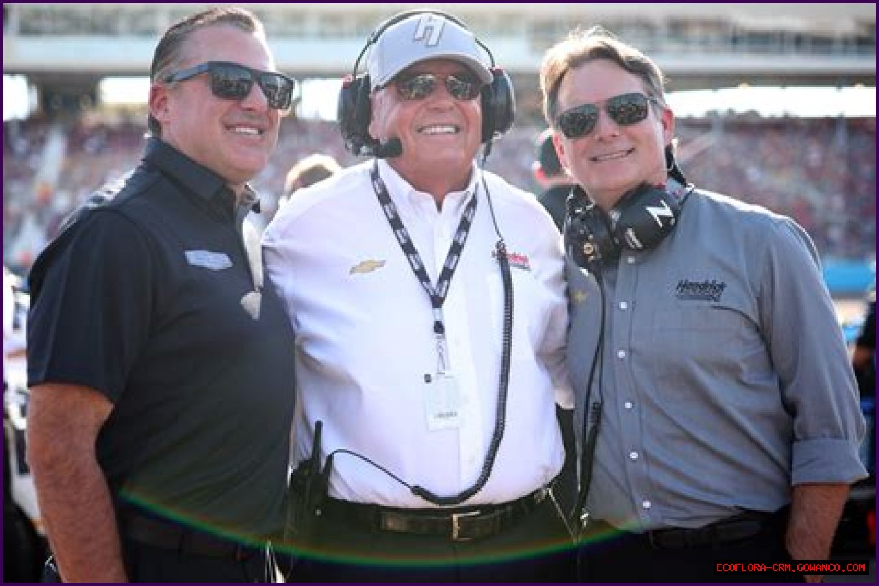 How Ancient Is Legend Tony Stewart? The Answer May Surprise You!